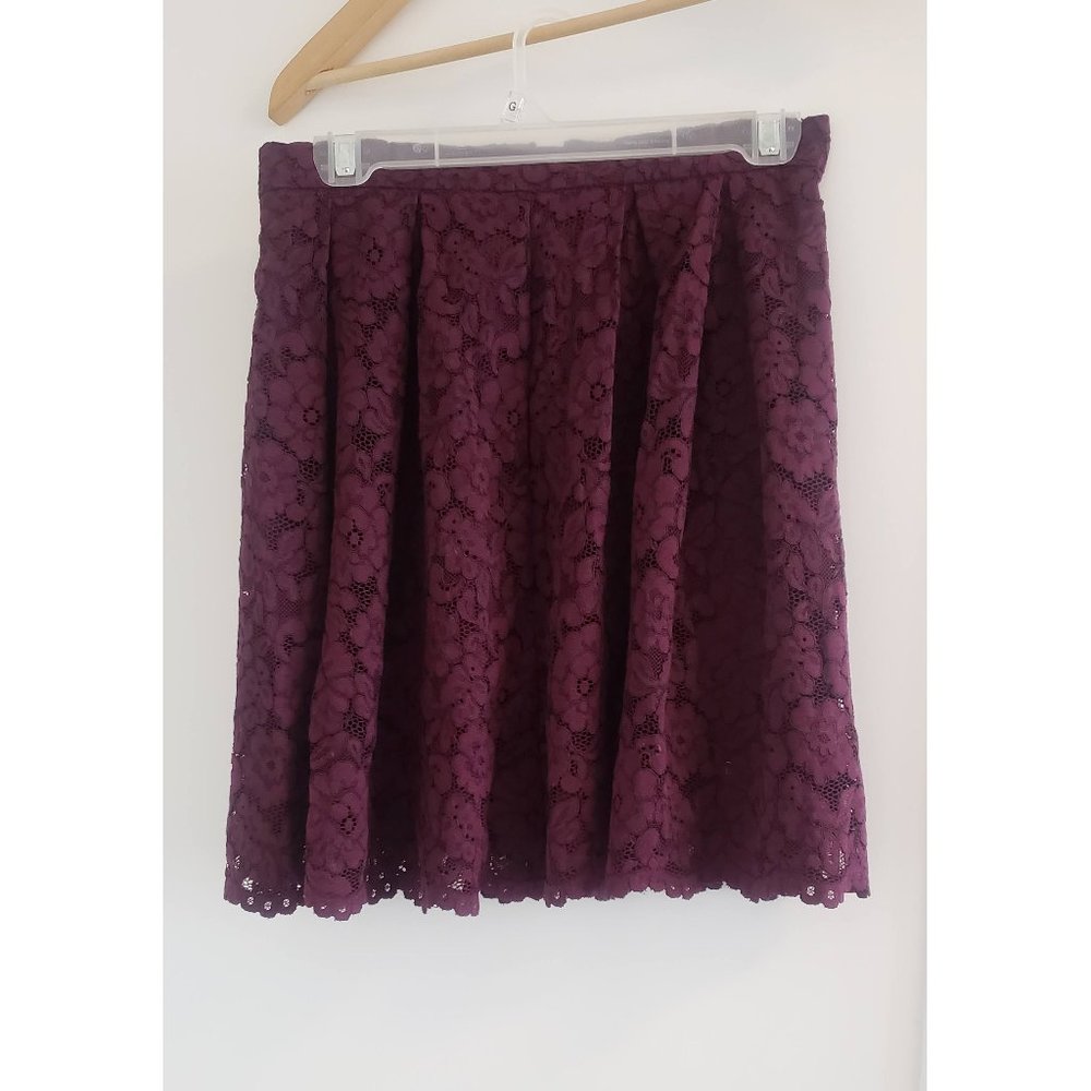 H&M Burgundy Lace Mini Skirt